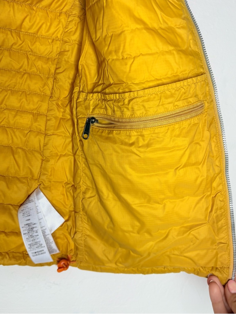Cotopaxi Fuego Down Vest Size XS Amber Colorblock Puffer Gorpcore Outdoor - Picture 11 of 13
